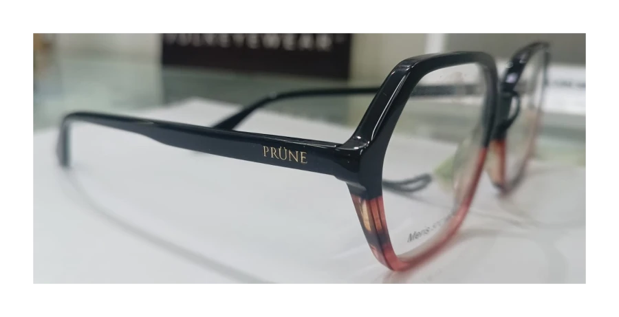 Prune Meris